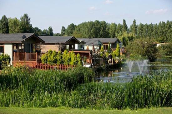 Impeccable 3 Bedroom Lodge Pet Friendly Нортгемптон Екстер'єр фото